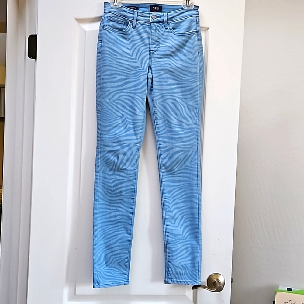 NYDJ Alina  legging jeans blue zebra print. New without tags.
